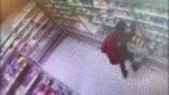 Разыскивается мужчина, подозреваемый в краже из магазина