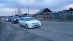 Движение автоколонны по с. Тасеево. Достойно. Ярко. Впечатля...