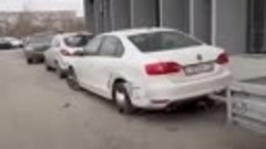 🚗 Пьяная девушка на «Порше» протаранила автомобили 