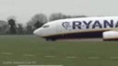 15 Worst Plane Landing Fails