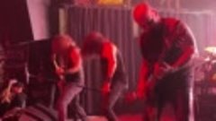 Kerry King of Slayer live at Reggieâs in Chicago - Rainin...