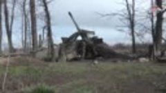 Артиллеристы армии РФ уничтожают позиции ВСУ.