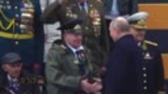 Путин, участники спецоперации и ветераны Великой Отечественн...