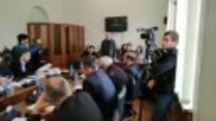На заседание парламента Абхазии приняли закон о декларирован...