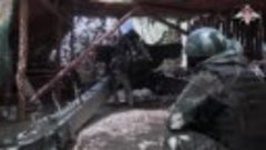 Артиллеристы ВДВ уничтожили буксируемую гаубицу ВСУ М777 и п...