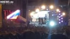 Лепс завершил концерт в Донецке гимном России