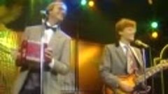 Sunshine Reggae - Laid Back _ live at Thommy&#39;s Pop Show 1983