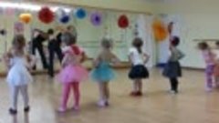 Урок хореографии дети 3 года. Vektor Schule e.V.
