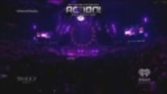 Nicki Minaj Performs ANACONDA at  iheartRadio Festival Music...