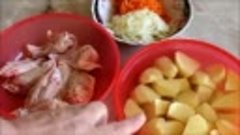 Суп с куриными крылышками и картофельными галушками