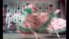 Сосновоборочка-8 первый раз танцует  &quot;Топатуху&quot; 09.04.16