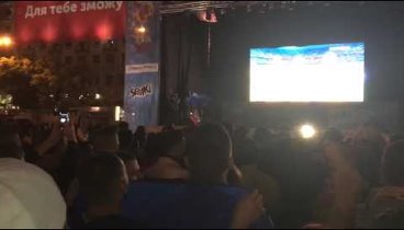 Гимн Украины на Фан Зоне в Харькове перед матчем Украина Германия