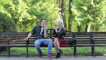 Serghei si Anisia - Cum se cer studentii in casatorie?