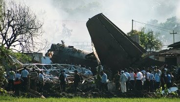 Военный самолет упал на детский сад, погибло 23 ребенка#Почему об эт ...