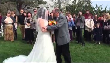 Отец сделал невозможное в день свадьбы дочери