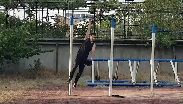 Ձգումներ հանելով մարզաշապիկները - Pull-ups taking off jerseys