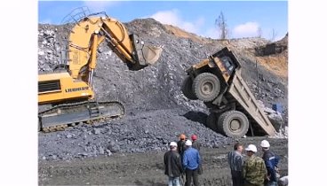 машинисты зкскаваторов и наши кормильцы.Ульянов В. г.Рудный