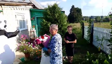 Сын Дима и Сергей Панюшев, он же панда, поздравляют мою маму с днём  ...