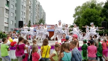 Народные танцы на празднике «Лето Первомайское» в Бобруйске. Видеосъ ...