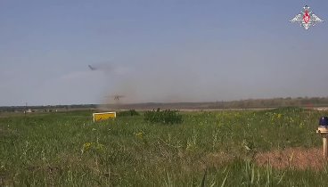 🇷🇺Штурмовики Су-25 ВКС России уничтожили опорный пункт ВСУ в зоне  ...