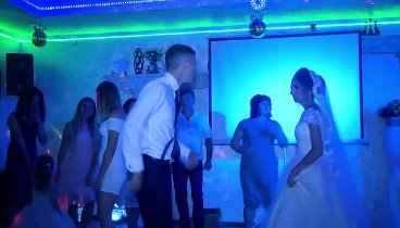 Свадьба в Ширяево. Танец молодожёнов и гостей. Сумасшедьшая