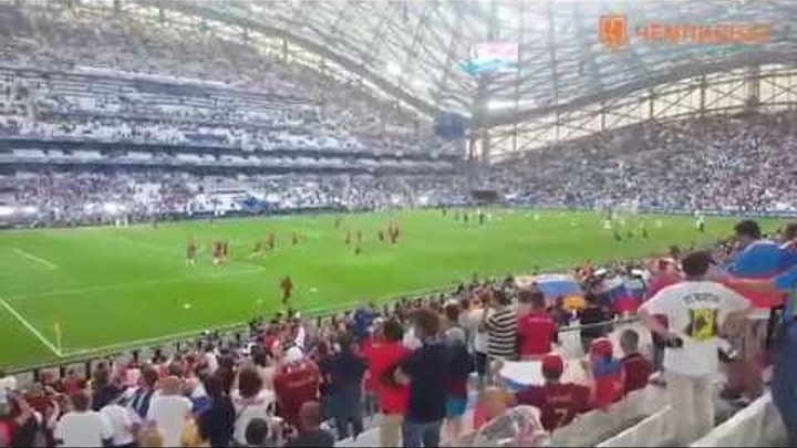 Катюша на стадионе. Стадион подпевает. Российские фанаты поют Катюшу во Франции. Пели Катюшу на стадионе. Катюша фанаты на ЧМ.