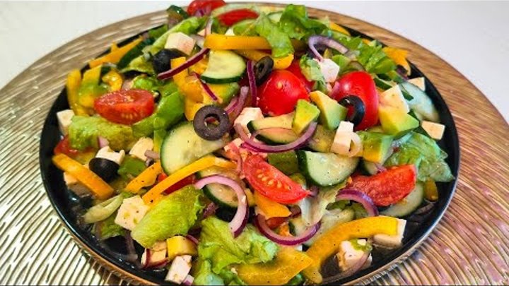 САМЫЙ ВКУСНЫЙ ГРЕЧЕСКИЙ САЛАТ💯. РЕСТОРАН ОТДЫХАЕТ 💯.The most delicious Greek salad 😋.