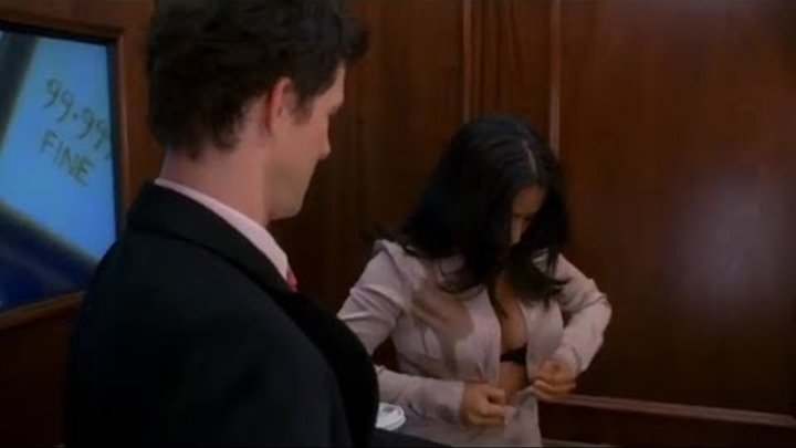 HOT WOMAN IN THE ELEVATOR. DO YOU LIKE THIS HOT WOMAN IN THE ELEVATOR??