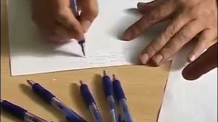 Выборы президента ручки с исчезающей пастой. Кому дают ручки на выборах. Даёт ручку на выбор.