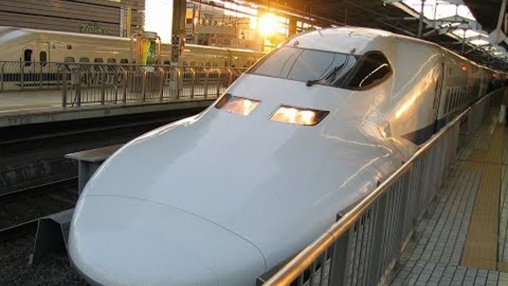 Поезд 300 км в час. Акудама драйв Синкансен. 1 Японский поезд. Японский поезд самый быстрый кабина. Tamagou Shinkansen de Nani.
