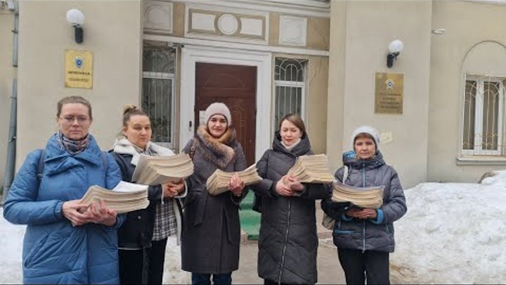 Десятки тысяч подписей за Светлану Лада-Русь подают в СК РФ
