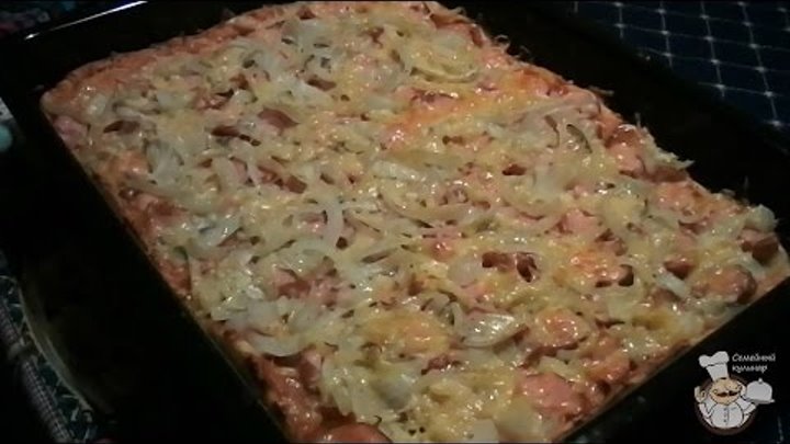 Сколько готовить пиццу и при какой температуре. Режим запекания пиццы. Сколько минут готовится пицца в духовке. При скольких градусах запекать пиццу в духовке. На какой температуре готовится пицца домашняя.