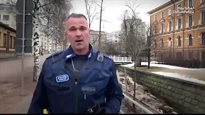 Тенор финской полиции Петрус Шредерус спел "Я люблю тебя, жизнь ...