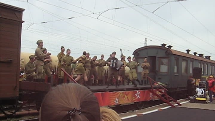 Поезд "Победы" на станции Кущёвка