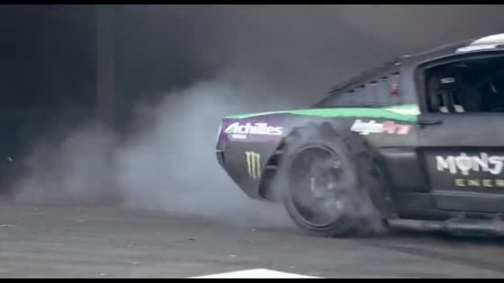 JOAO BARION Barbarius Drift Chase Monster Energy Drivers