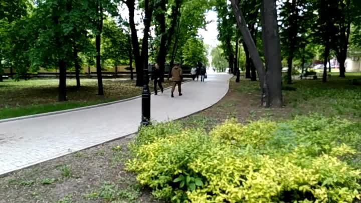 ДОНЕЦК 5 мая 2016.Сквер имени Горького.
