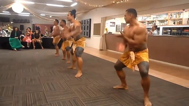 Мужиков надо любить -  Танец кореянок и мужиков из Samoa ( R.Otradna ...
