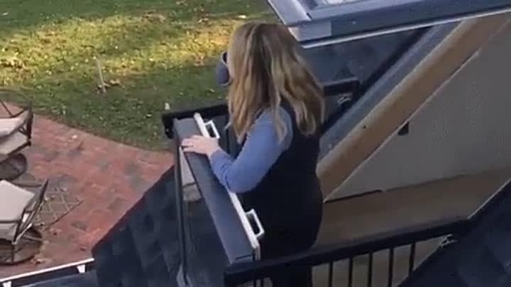 Окно - балкончик  Отличная идея