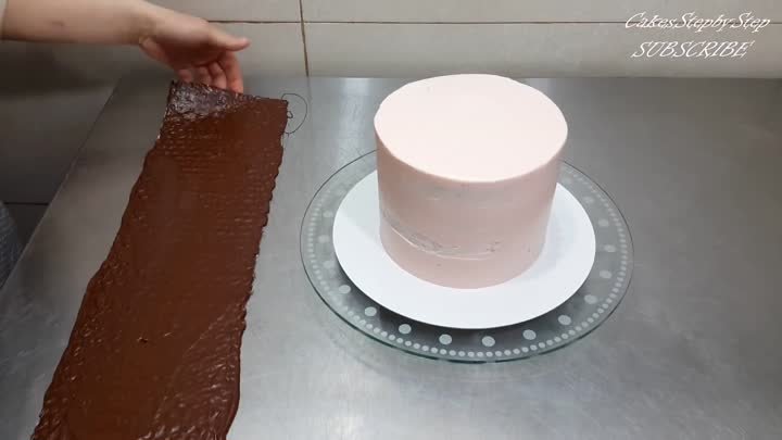 Украшаем торт с помощью пупырчатой пленки. Это ГЕНИАЛЬНО!!!
