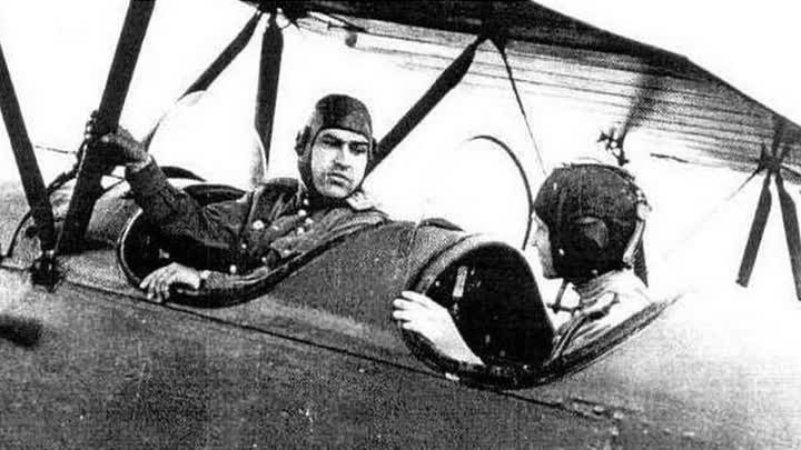 Советский летчик Алексей Маресьев