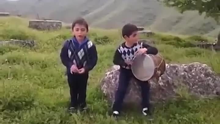 Армянские дети поют про Арарат! Арарат - мер лерна