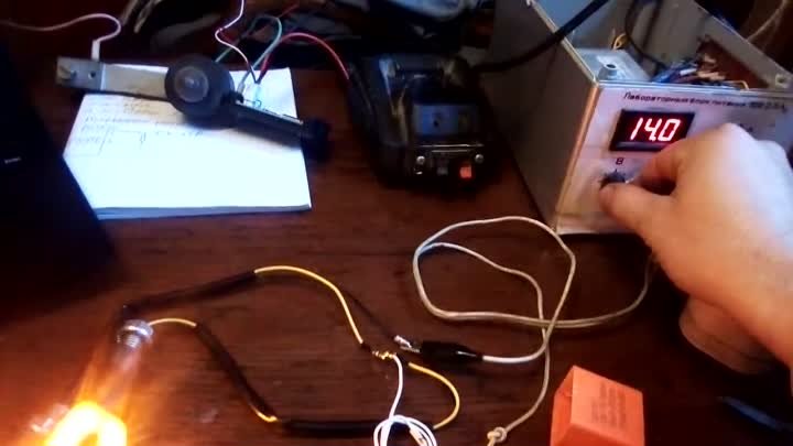 Светодиодные поворотники и электронное реле поворота на мопед