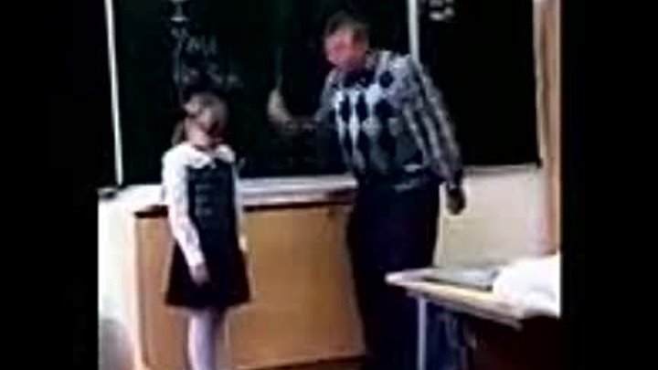 Русская дает одноклассникам