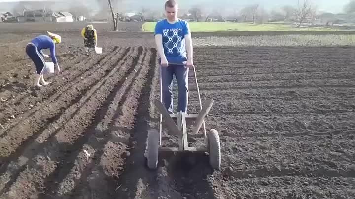 Приспособление для посадки картофеля
