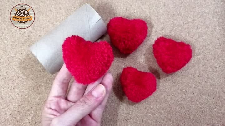 Как сделать помпон в форме сердца