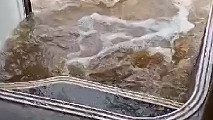 Автобус утонул шелопугинский район