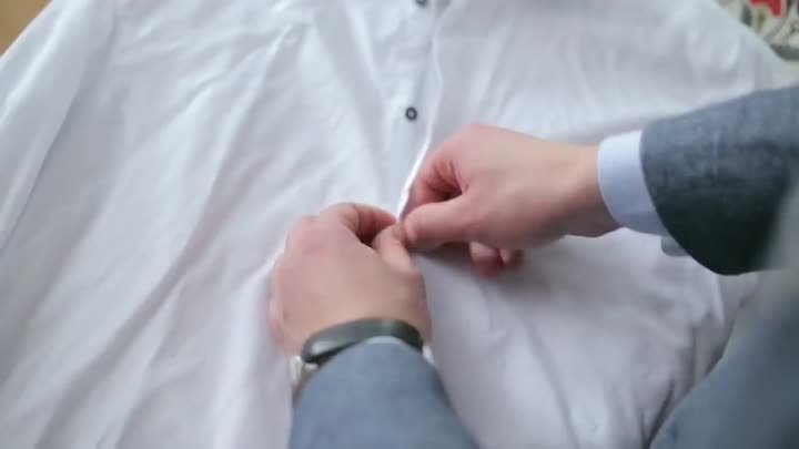 Гладить рубашку