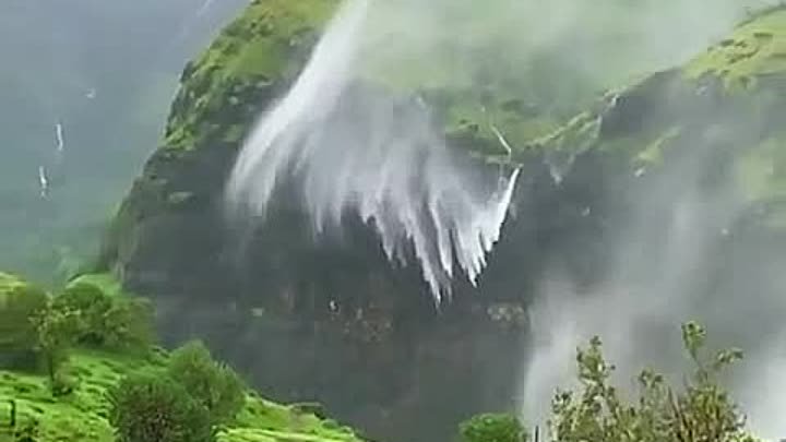 Горный перевал Нанегхат, Индия