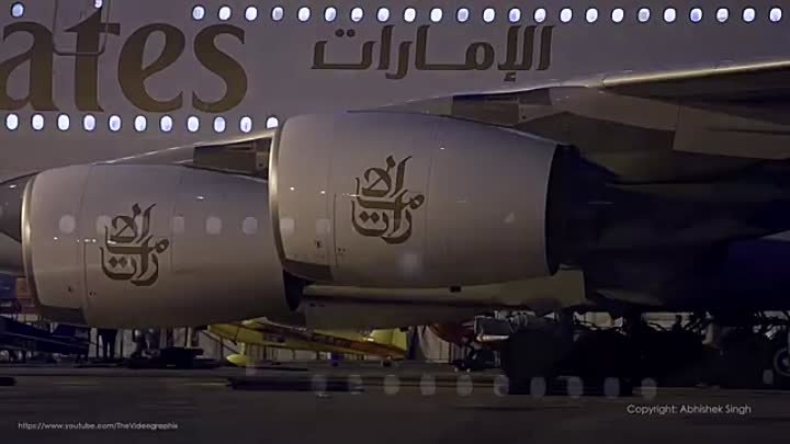 Airbus A380 возвращается в Москву