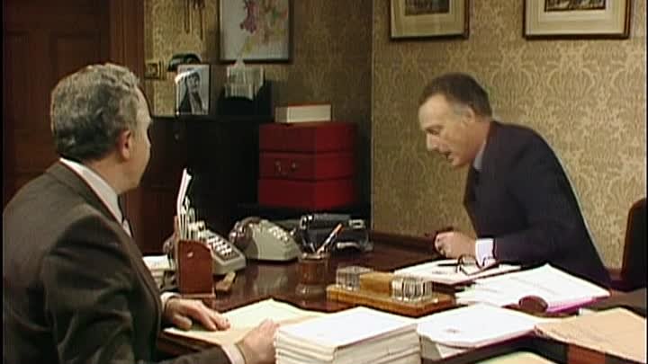 Yes Minister S03E08.Party.Games